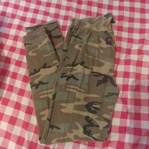 2xl Camaflouge leggings